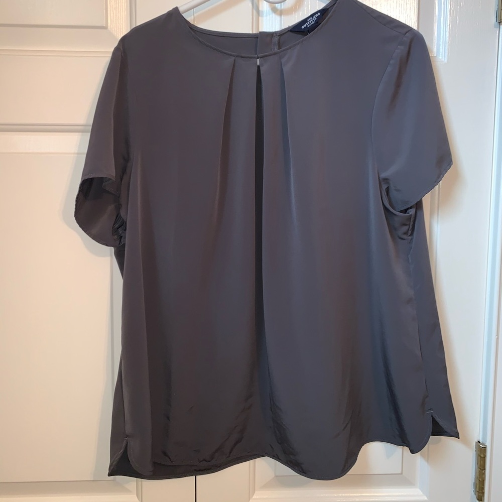 Landsend keyhole grey blouse